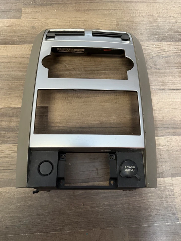 ⭐️ 2004-2009 Dodge Durango Radio & Climate Control Bezel Trim Oem - Image 2 of 4
