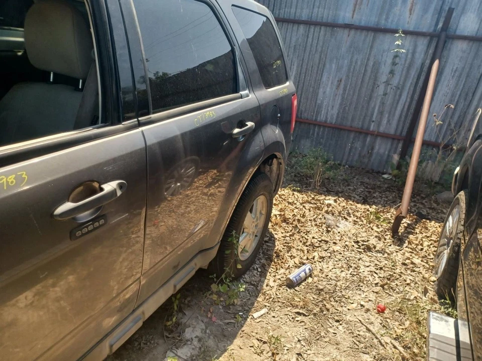 (LOCAL PICKUP ONLY) Trunk/Hatch/Tailgate Privacy Tint Glass Fits 10-12 ESCAPE 60 - Image 3 of 4