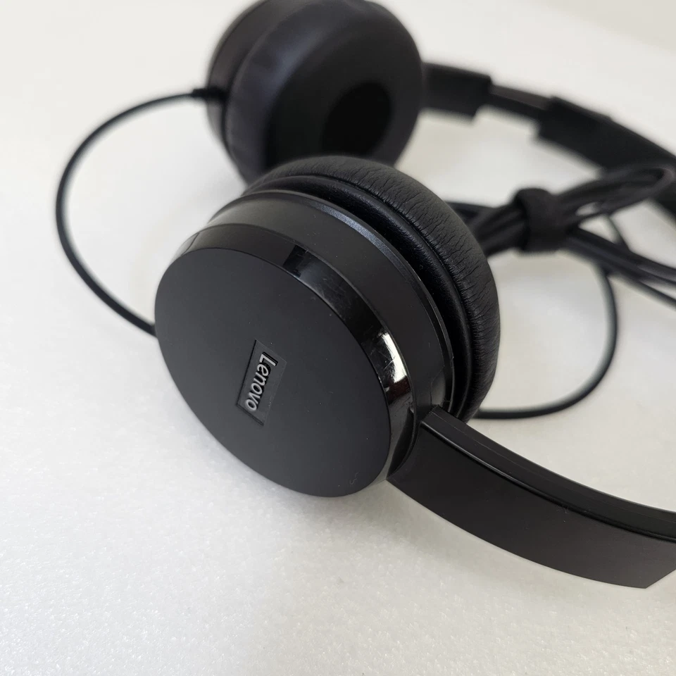 Auriculares USB estéreo Lenovo 100 modelo L09 Foto 3 de 4