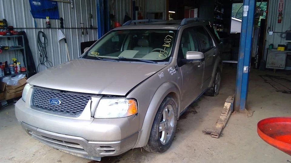 Motor 3,0 L VIN 1 octavo dígito compatible con 05-07 QUINIENTOS 10309445 Foto 2 de 4