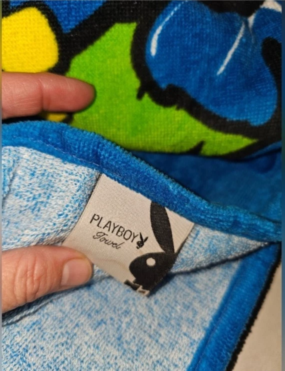 Toalha Playboy 2003 Design de Cabeça de Coelho Estilo Floral Havaiano Azul e Laranja Nova - Imagem 4 de 4