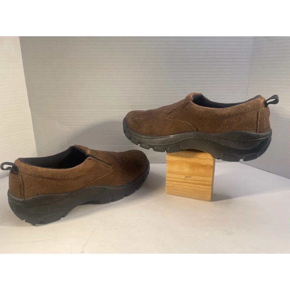 RedHead 男式 8M 码棕色麂皮绒皮革一脚蹬莫克斯休闲舒适鞋 — 第 2/4 张图片