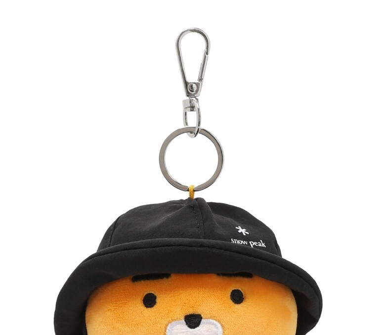 [スノーピーク X カカオフレンズ] ライアン キーリング Orange Snow Peak x Kakao Friends Choonsik & Ryan Keyring Set Figure