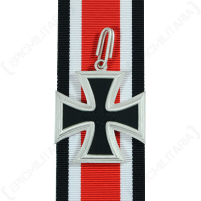 1957 RITTERKREUZ DES EISERNEN KREUZES - Repro Medaille mit Band Eichenblatt Deutsch