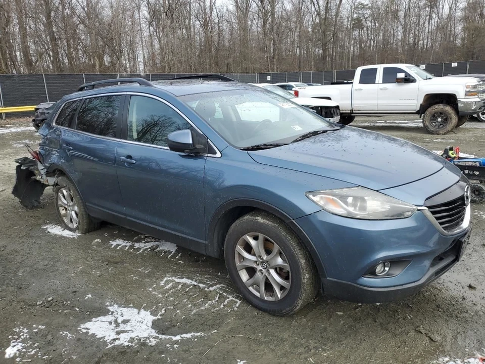 Wash Reservoir Fits 07-15 MAZDA CX-9 2487984 - Image 4 of 4