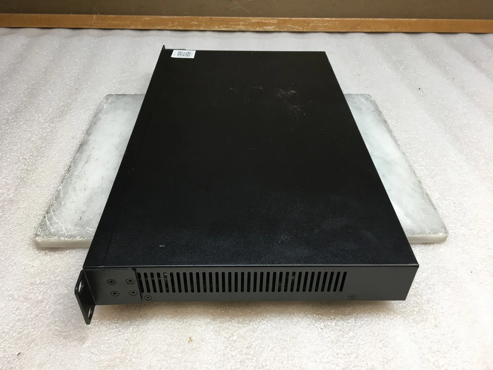 Dell PowerConnect 2748 48-Port Gigabit Ethernet Switch - Image 4 of 4