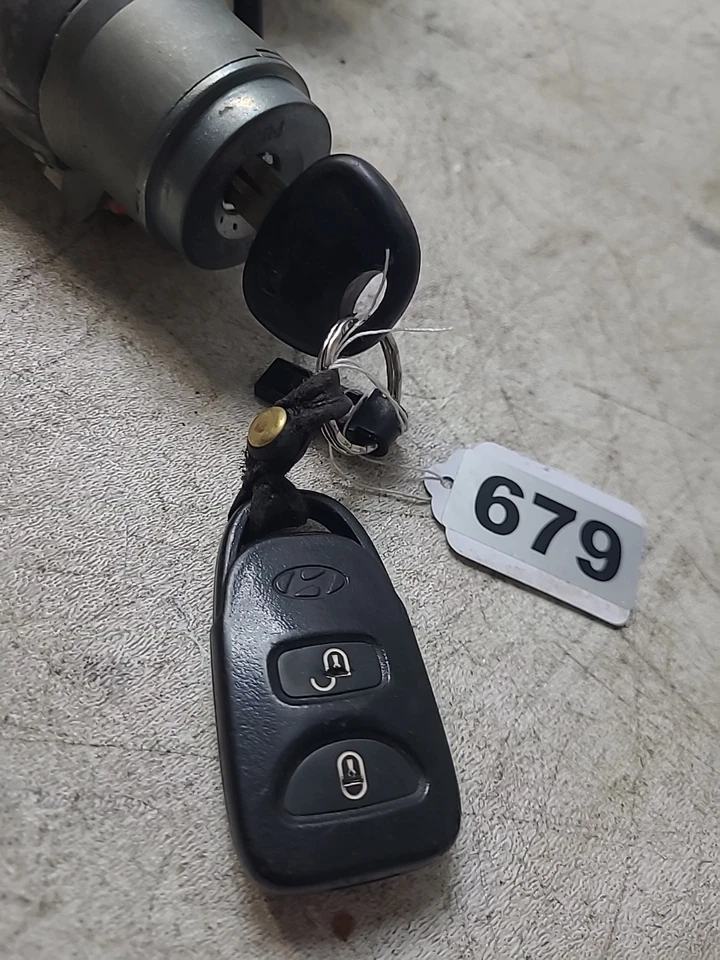 2007-2011 HYUNDAI ACCENT IGNITION SWITCH LOCK ASSY W/KEY AND FOB OEM - Image 2 of 4