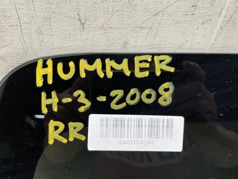 Hummer H3 2008 cuarto de cristal trasero derecho del lado del pasajero OEM+ Foto 2 de 4