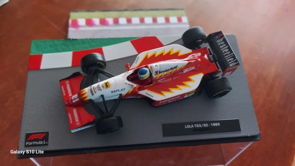 Lola T93/30 BMS M.Alboreto#21 GP Portogallo 1993-IXO Convertion scala 1:43 - Immagine 3 di 4