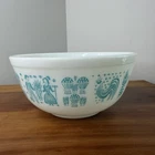 Pyrex -vintage mixing bowl. "Amish Butterprint" pattern-Rare 2 1/2 qt #403