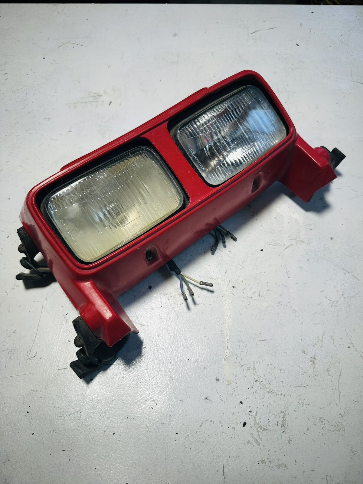 OEM 1986 Honda ATC 350X Front Head Light Shroud Lens Straps Headlight