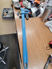 GEDORE 225 36 Pipe Wrench Alloy Steel, 3 1/2 in Jaw Capacity, Serrated, 36in OAL