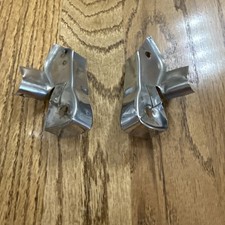1962 1963 1964 Lincoln Continental Lh Rh Pair Front Fender Lower Moulding Cap 1962 1963 1964 Lincoln Continental Lh Rh Pair Front Fender Lower Moulding Cap