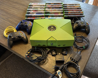 Xbox Limited Mt Dew Edition 2003 Great Condition / Cords, Controllers & 20 Games