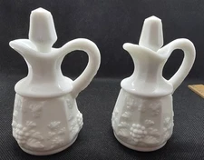 Vtg Westmoreland 2 oil and vinegar cruet set milk glass paneled grapes/leaves