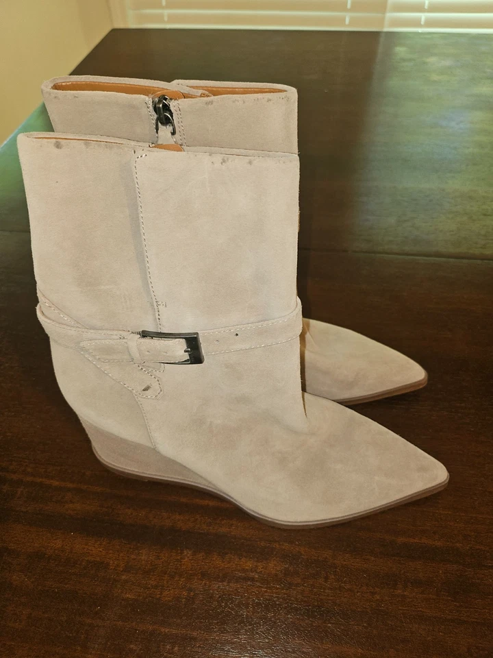 Franco Sarto Emina Botín al Tobillo con Tacón de Cuña Beige Talla 8 1/2 Foto 4 de 4