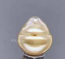 South Sea Pearl champagne Baroque 11mm x 12.6...