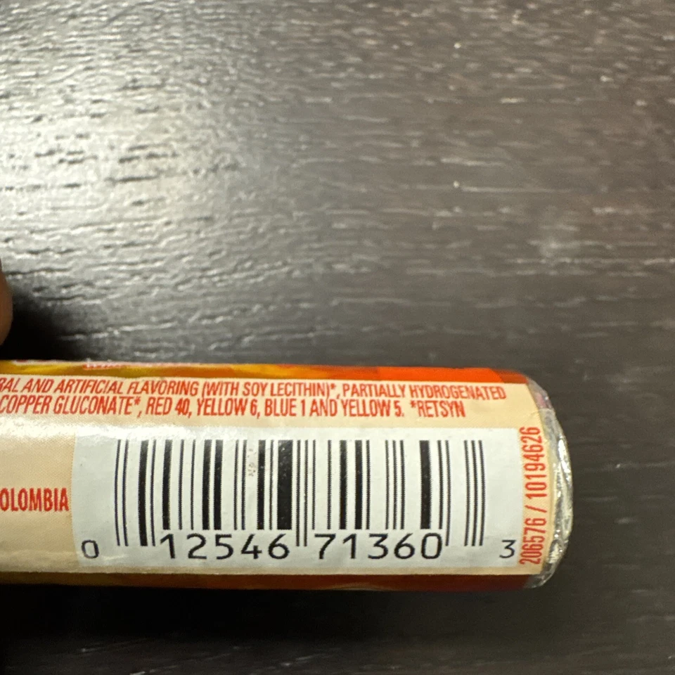 Rollo clásico de frutas surtidas de menta de 1 rollo. Caramelos de coleccionista DESCONTINUADOS Foto 2 de 3