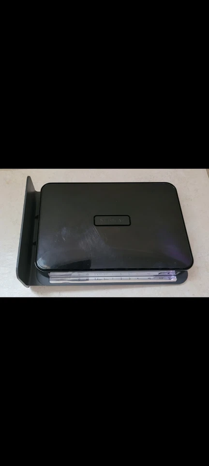 Netgear N750 Wireless Dual Band Gigabit Router Model:WNDR4300 . - Image 2 of 4