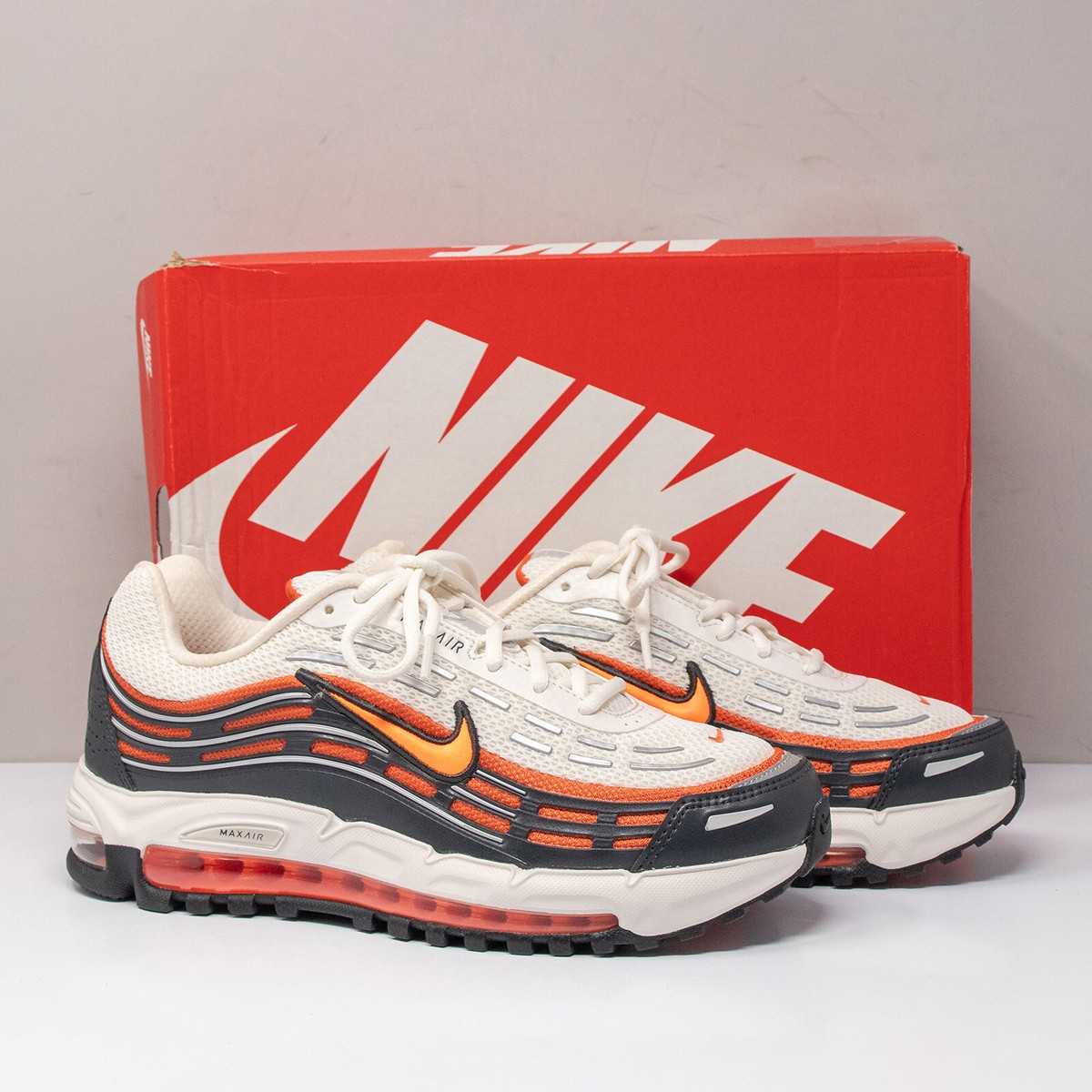 Men’s 8.5 Nike Air Max TL 2.5 Phantom/Total Orange — product photo 1 of 8