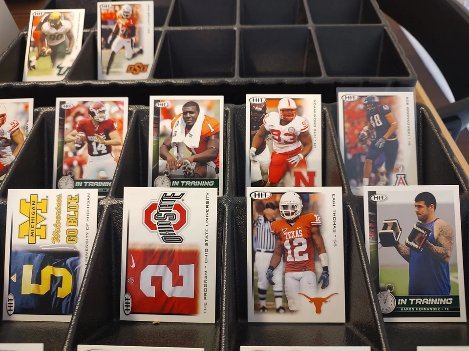 🔥 2010 Sage Hit Football conjunto completo de 100 cartas Rob Gronkowski Suh marrom 🔥(2) - Imagem 4 de 4