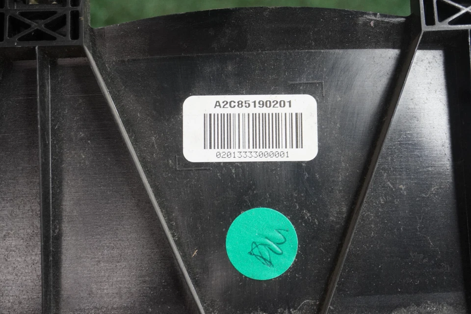 2014 RAM 1500 速度计集群原始设备制造商 58K 英里 56054941AF — 第 3/4 张图片