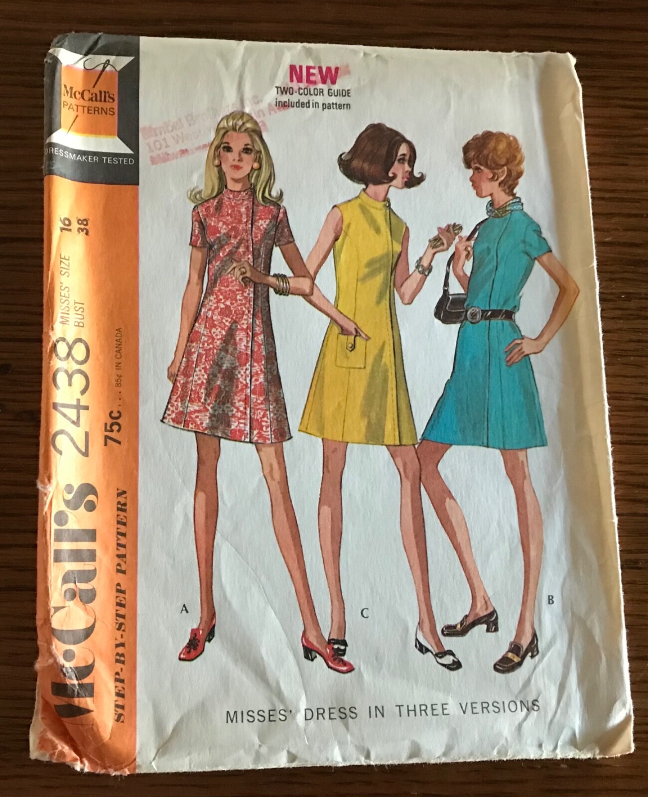 Patron De Couture McCall's Vogue V9328 | Robe Tendance, Taille 6 à 14, Différentes Options Manches Et Longueur