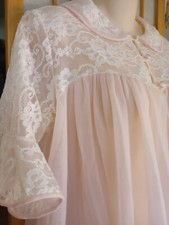 Vtg Komar Chiffon Lace Double Layer Peignoir Robe Small