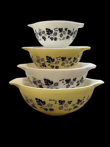 4 Vtg Pyrex Gooseberry Yellow, Black & White Cinderella Mixing Bowls #441-444
