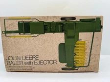 1/16 Vintage John Deere 24-T Square Hay Baler (1966) by ERTL W/Original Box #545