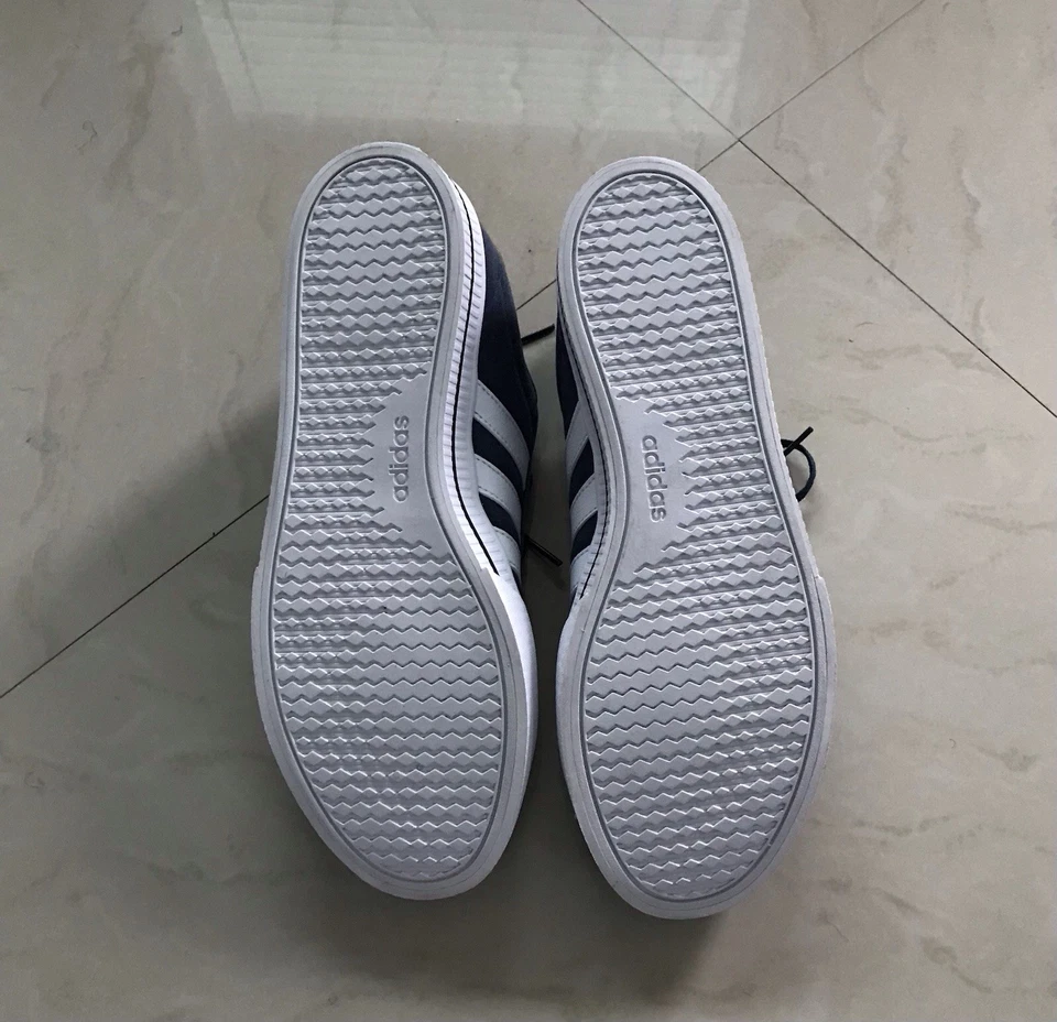 adidas Men's Skateboarding Shoes Size 11 - Image 3 of 4