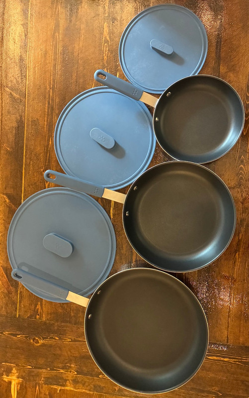 Misen Nonstick Pan Cookware Set of 3: 8" 10" 12" + Silicone Handles & Lids CLEAN