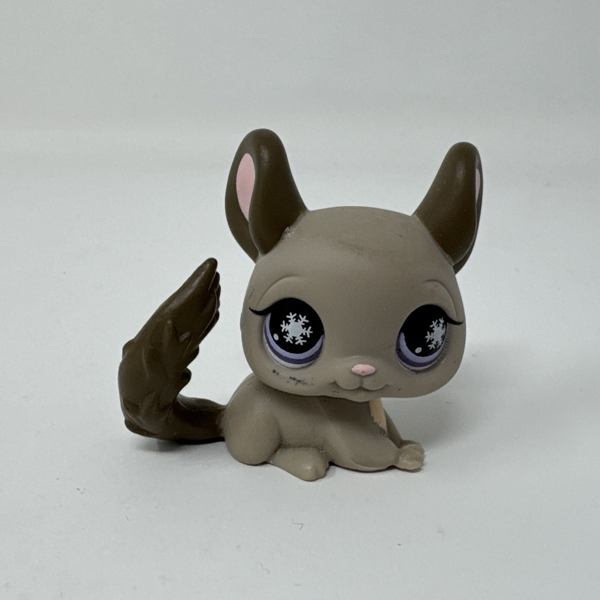 Littlest Pet Shop LPS #687 Chinchilla Gray Brown Tail/ears Purple Snowflake  Eyes