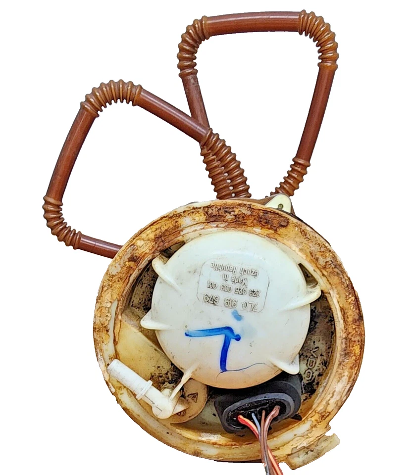 2004–2007 Volkswagen Touareg Fuel Filter Flange Strainer with Pump 7L0919679 229 - Image 2 of 4