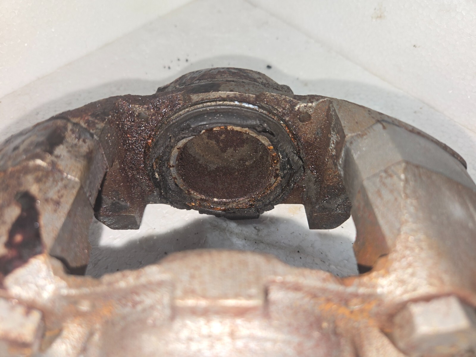 1968-80 Rolls Royce Brake Calipers type 16 PB casting #'s 64327814, 64328047