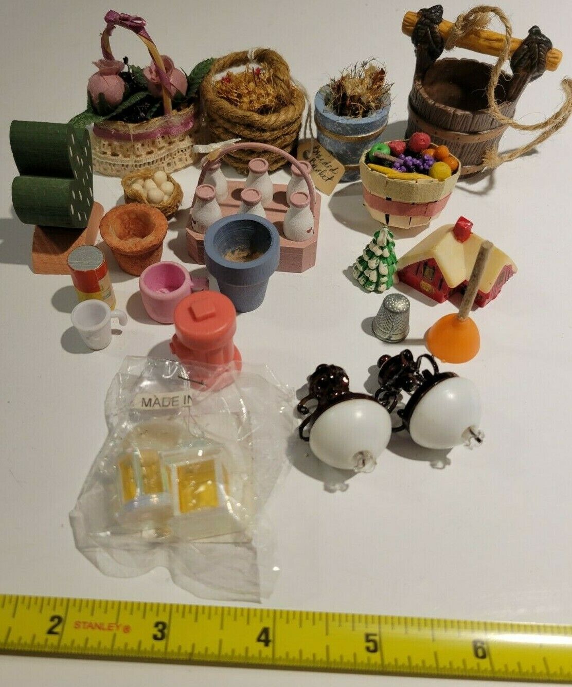Miniature Model Christmas Village Dollhouse Lot: Baskets, Flowers, Pots,  Lights