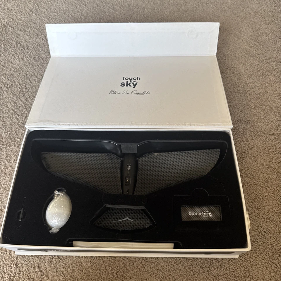 Kyosho smartphone Bionic Bird series RC 56618 from JAPAN Rare Open Box - Image 2 of 4