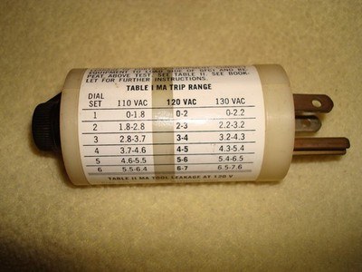 Harvey Hubbell Wiring Device GFT2G Receptacle Tester with GFCI 120V - Tested