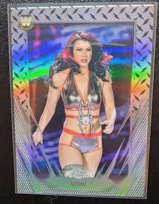 2026 VICTORIA Topps Chrome WWE Diamond Plated Refractor /Diva #114   Wrestling 