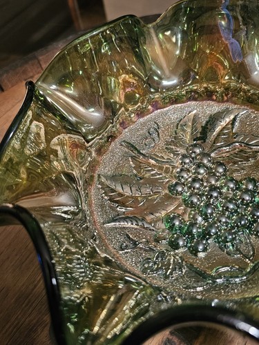 Antique Imperial Carnival Glass Green Heavy Grape 9 1/2" Bowl Exc Condition - Picture 11 of 16