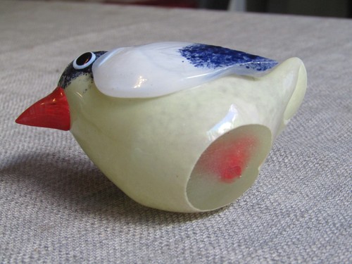 Vintage Hand Blown Art Glass Bird Figurine Purple Head Red Beak Paperweight - Picture 7 of 8