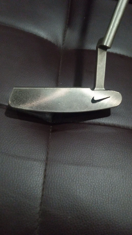 Anser Style Nike Unitized Leo Putter. Right Handed. 34". Very Hard to Find!!  - Image 2 of 4