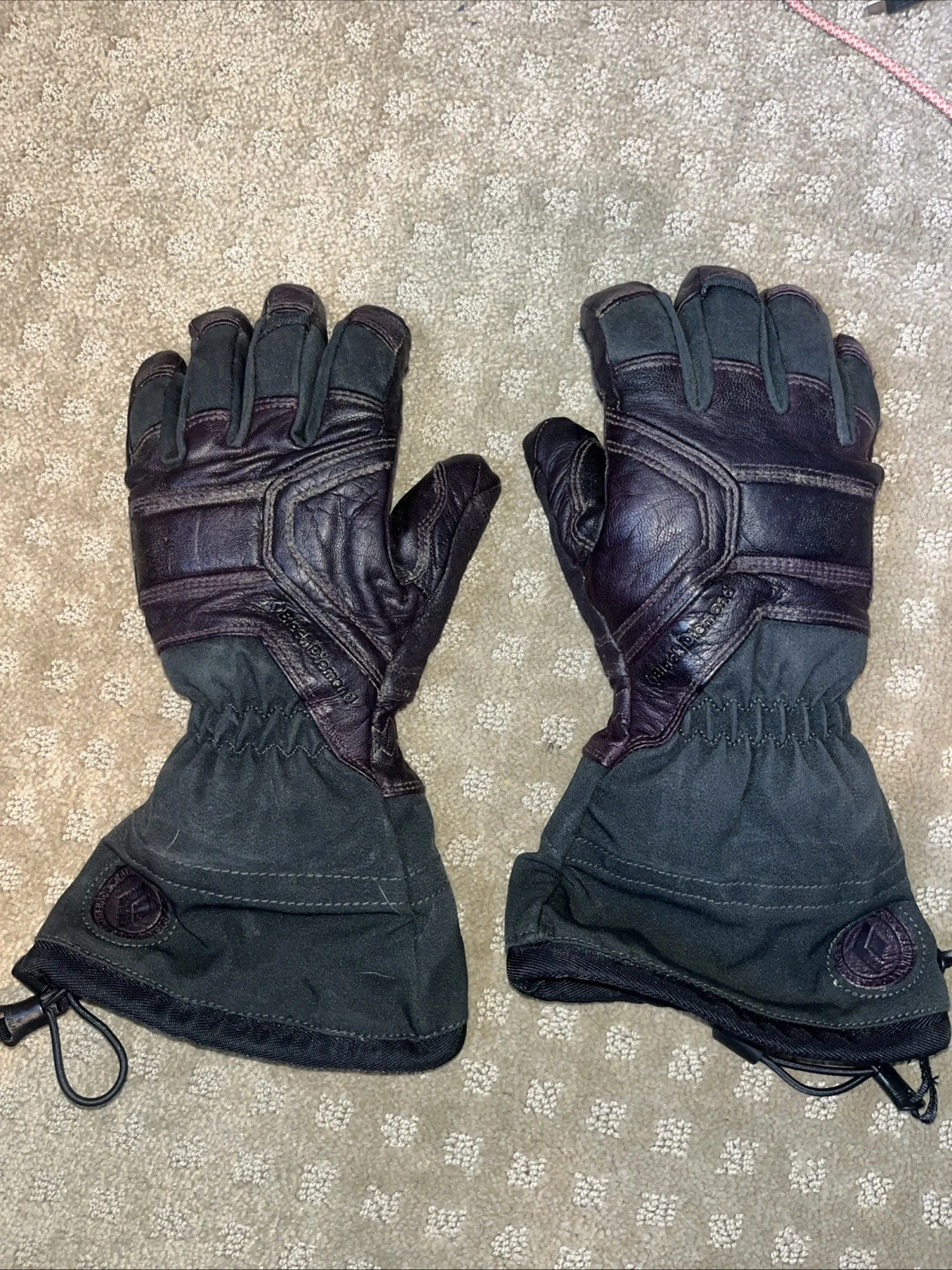 Black Diamond Guide Pro Series Gore-Tex Gloves, Women's Size XS, Burgundy/Black