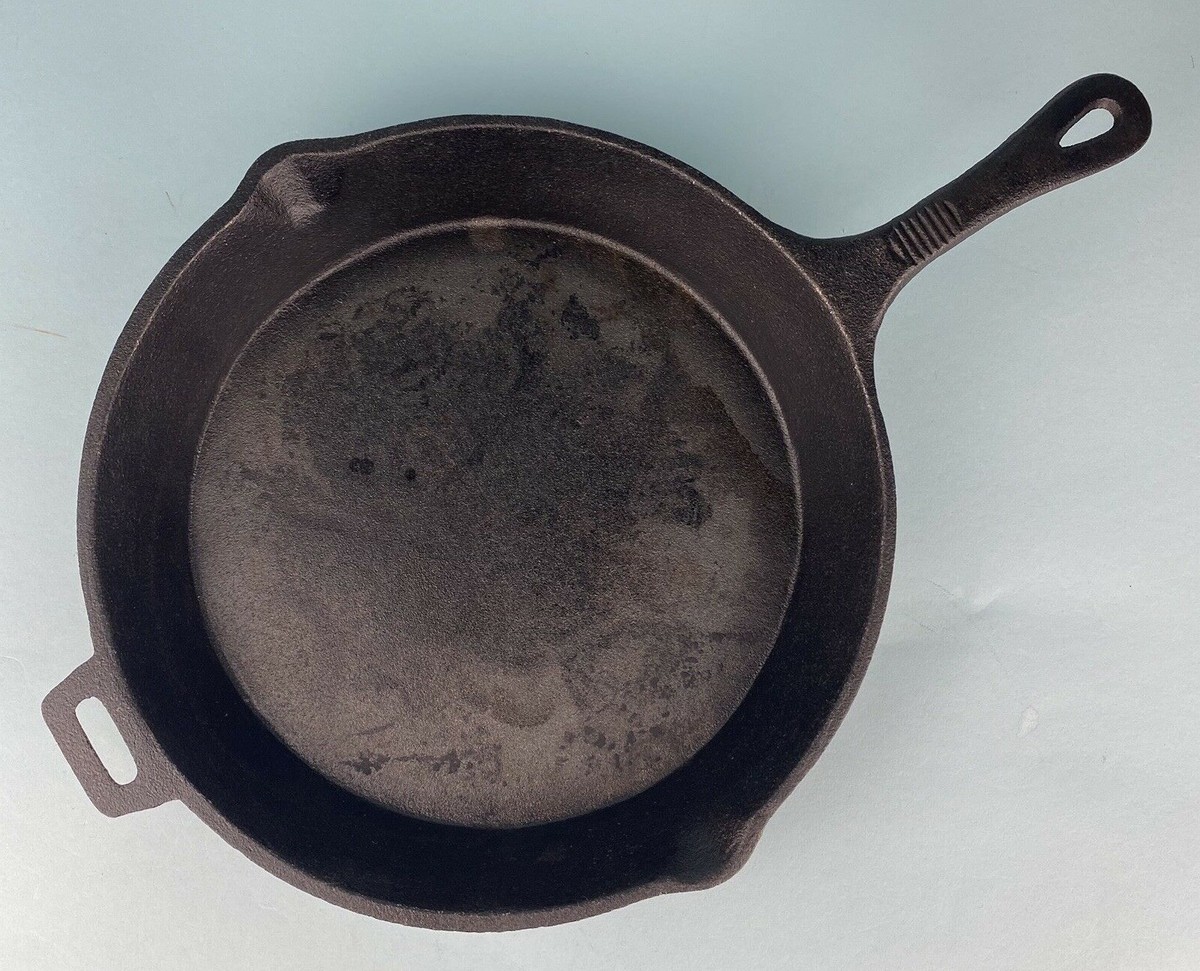 Large Old Mountain Cast Iron Skillet 11.5
