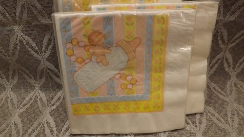 Vtg ADORABLE Hallmark Baby Shower Tablecloth and 48 Napkins - Picture 5 of 6