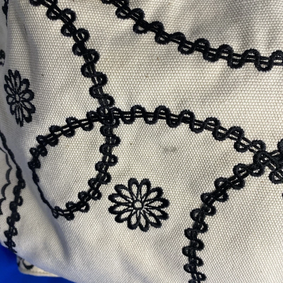 Bolso Juicy Couture XL-cartera-tote blanco roto con patrón boho negro cosido por favor leer Foto 3 de 4