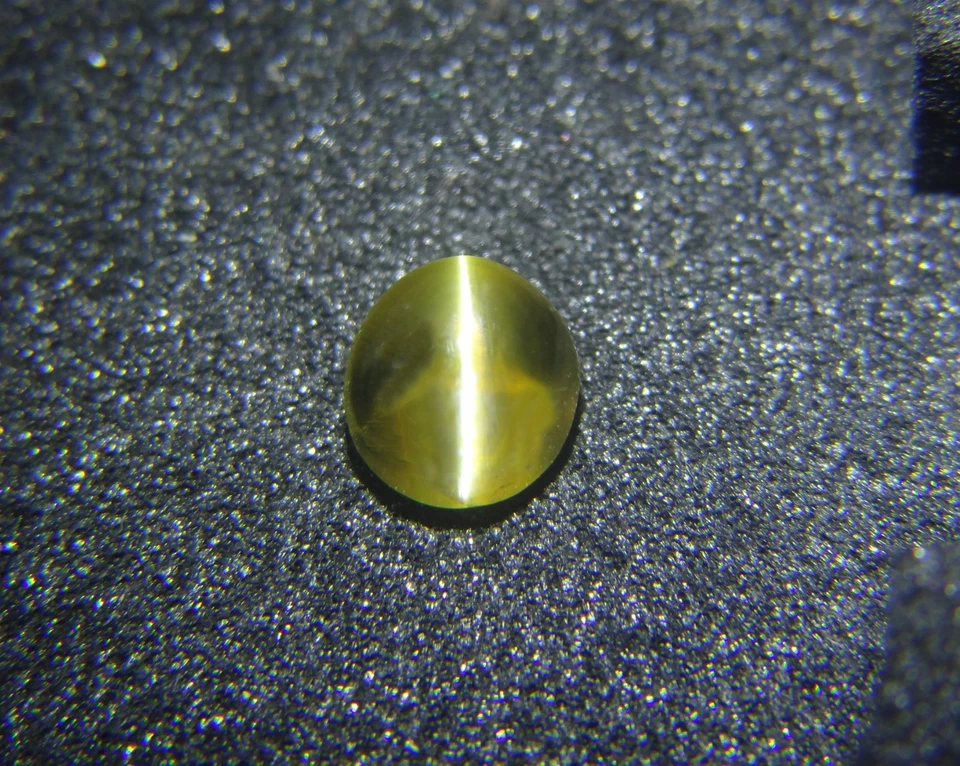 1.70 CT REAL HONEY CHRYSOBERYL CATS EYE SHARP RAY CEYLON NATURAL GEMSTONE - Image 2 of 3