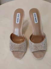 Steve Madden Erin Rhinestone  Suede Woman's High Heel Shoe Size 9. New In Box