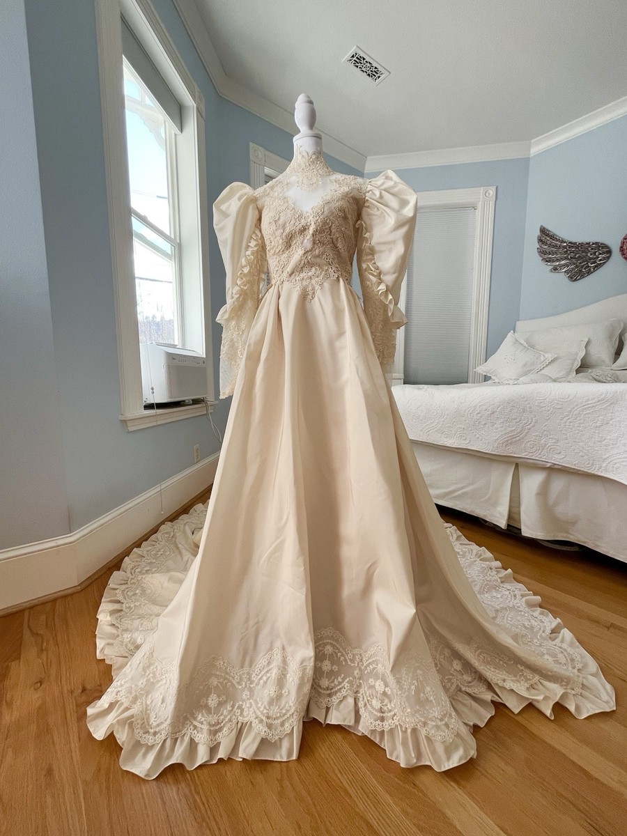 Iconic 80's Piccione Wedding Dress Cream Puff Sleeves Lace Bow Princess Gown  S | eBay