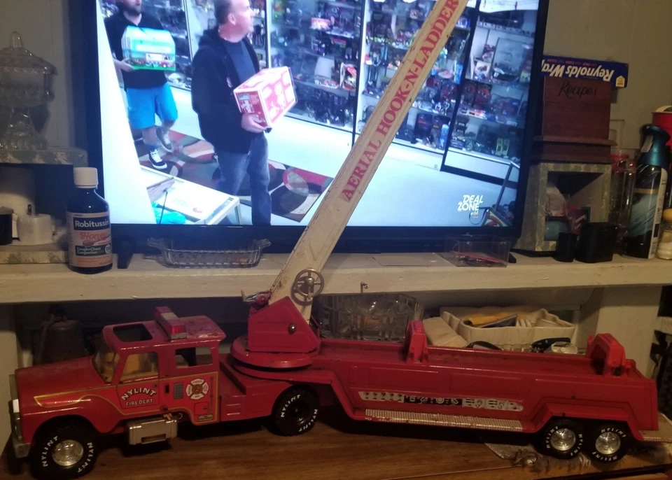 Camión de bomberos de rescate de Nylint de colección remolque de acero prensado Foto 2 de 4